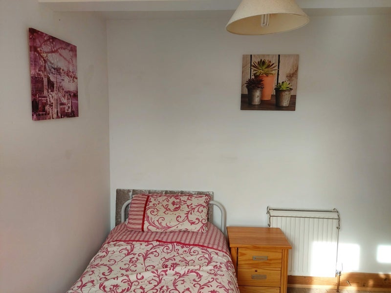 Room Ensbury Park Road in Bournemouth
