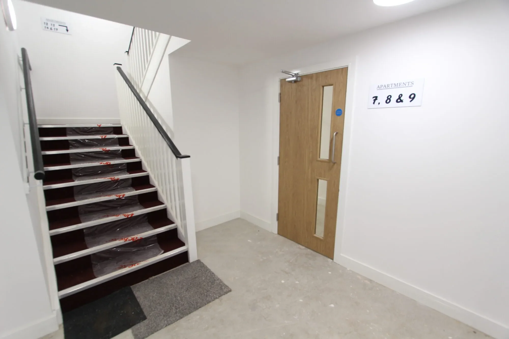Flat Chaucer Close in Sheffield