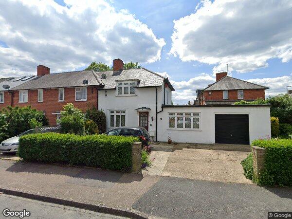 House Welhouse Road in Greater London