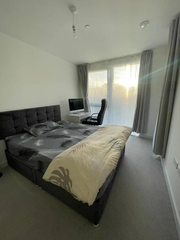Room Unity Lane in Greater London