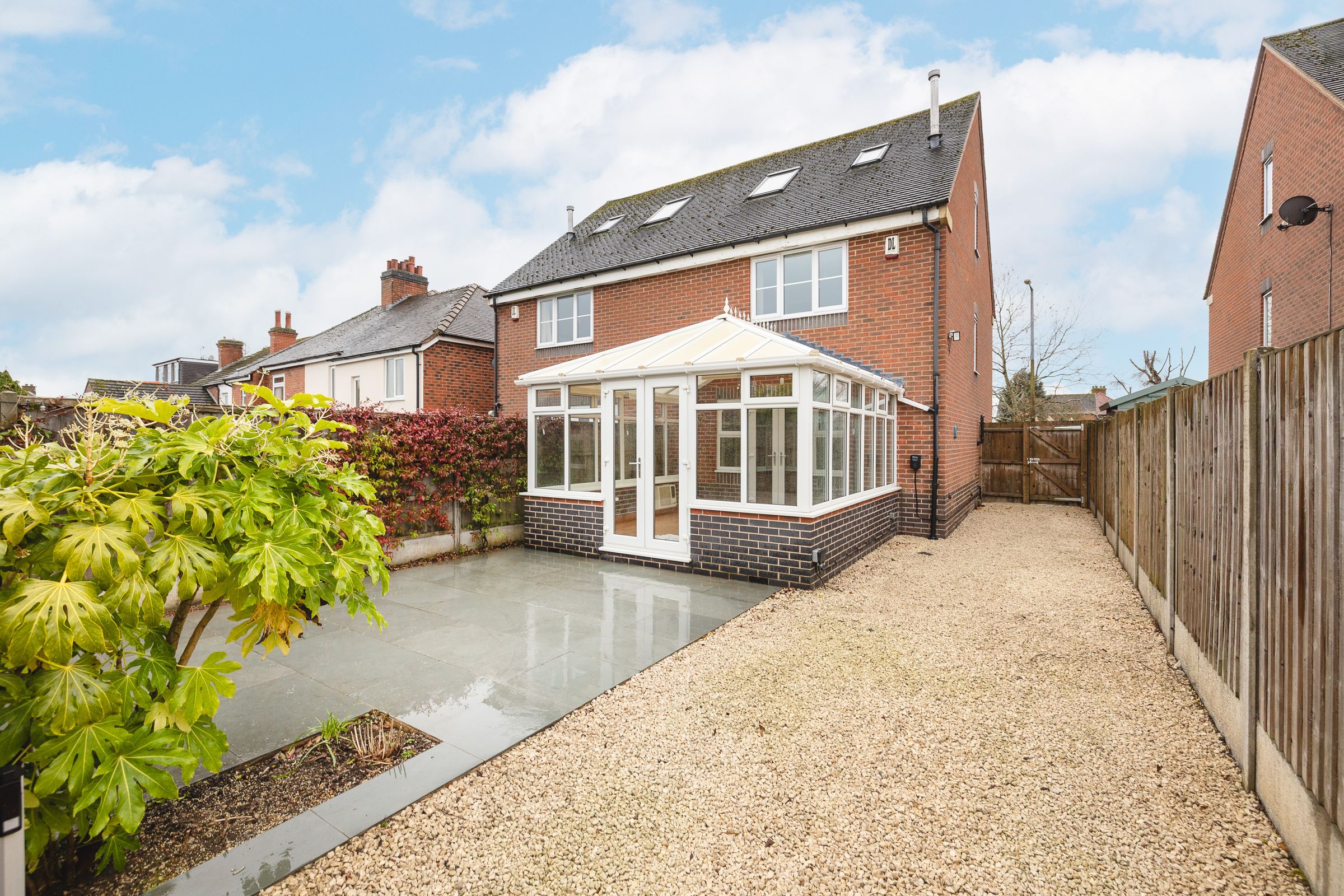 Flat Henhurst Hill in East Staffordshire
