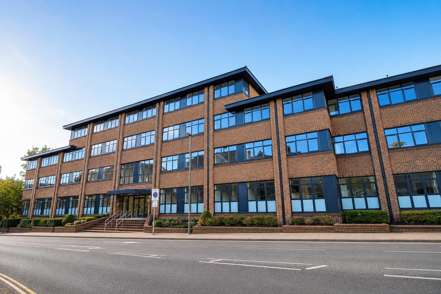 Flat Knoll Road in Surrey Heath
