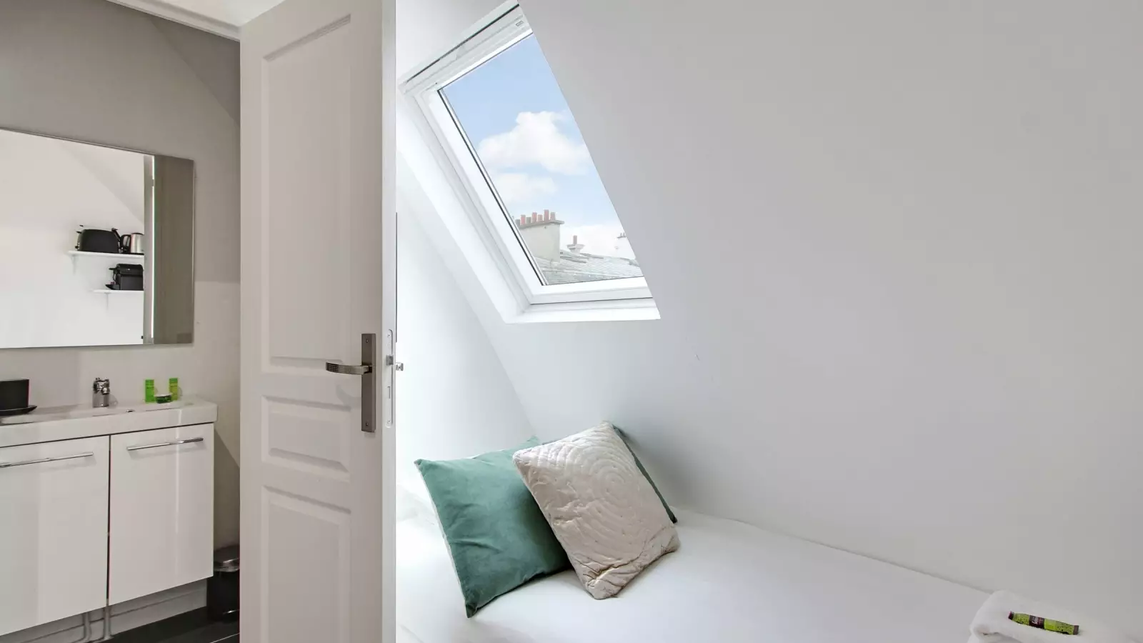 Appartement Rue Mesnil à Paris