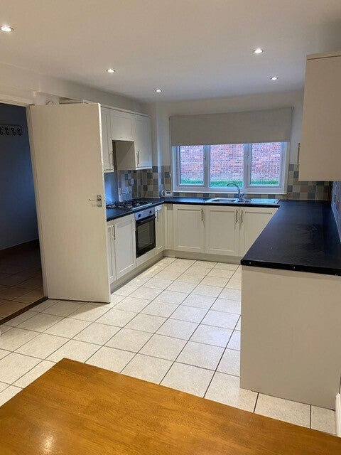 Flat Colne Chase in Witham