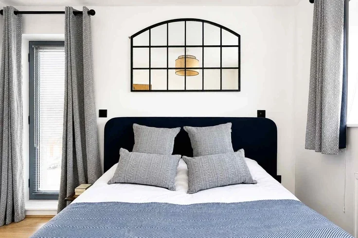 Flat Battersea Park Road in Greater London