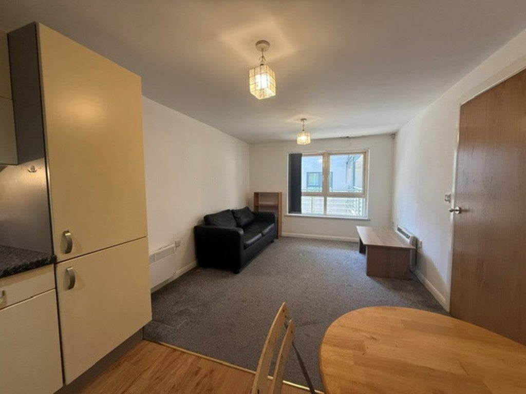 Flat Summer Hill Terrace in Birmingham