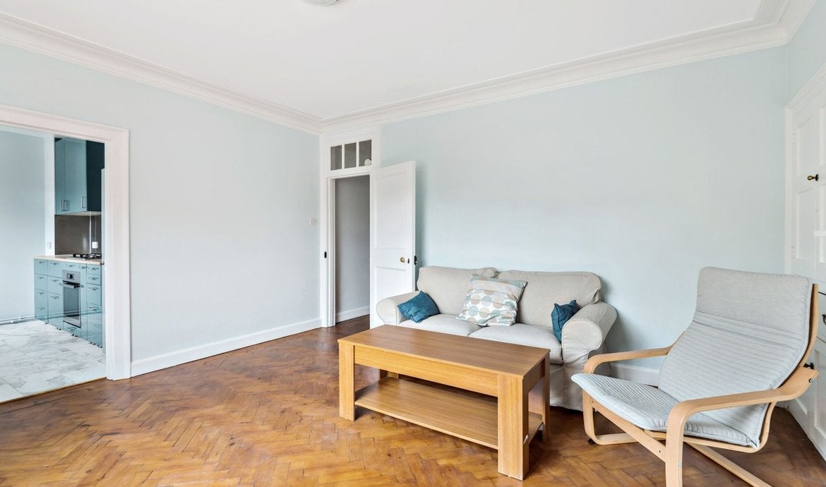 Flat Sancroft Street in Greater London