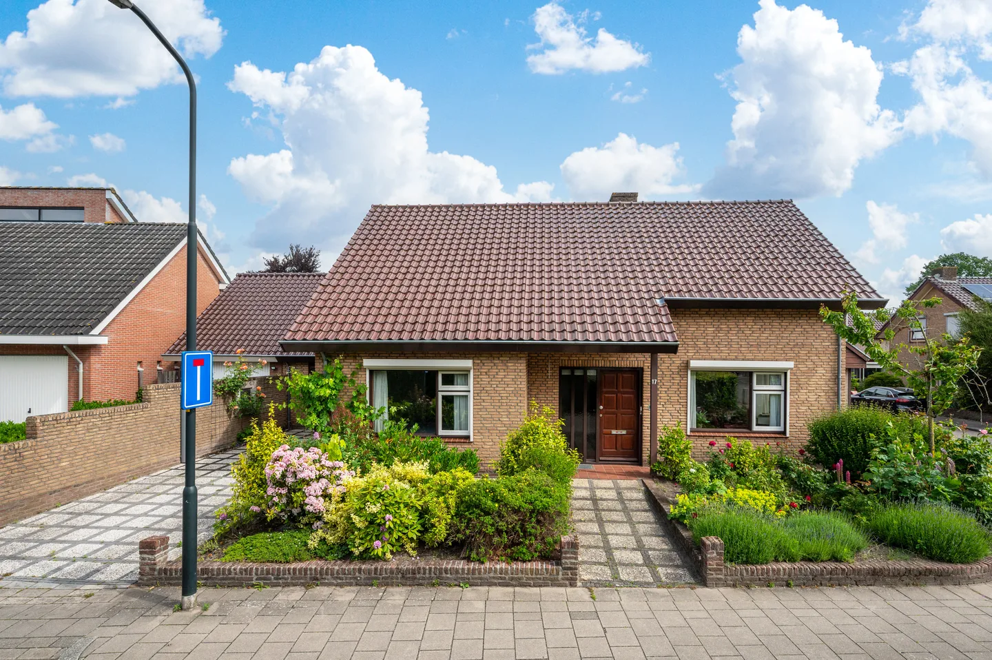 Huis Bloemheuvellaan 17 in Apeldoorn