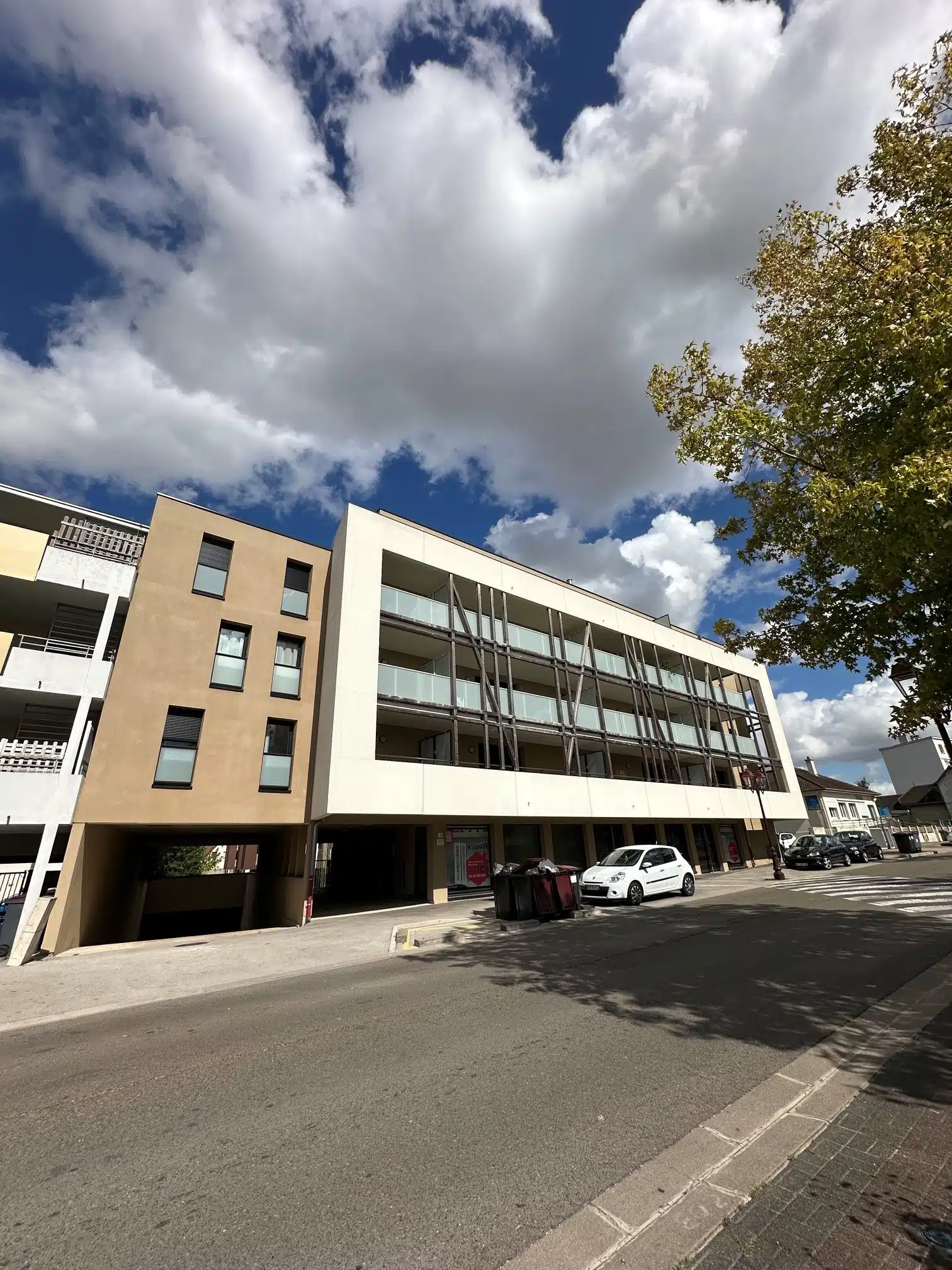 Flat Avenue Roger Salengro in Troyes
