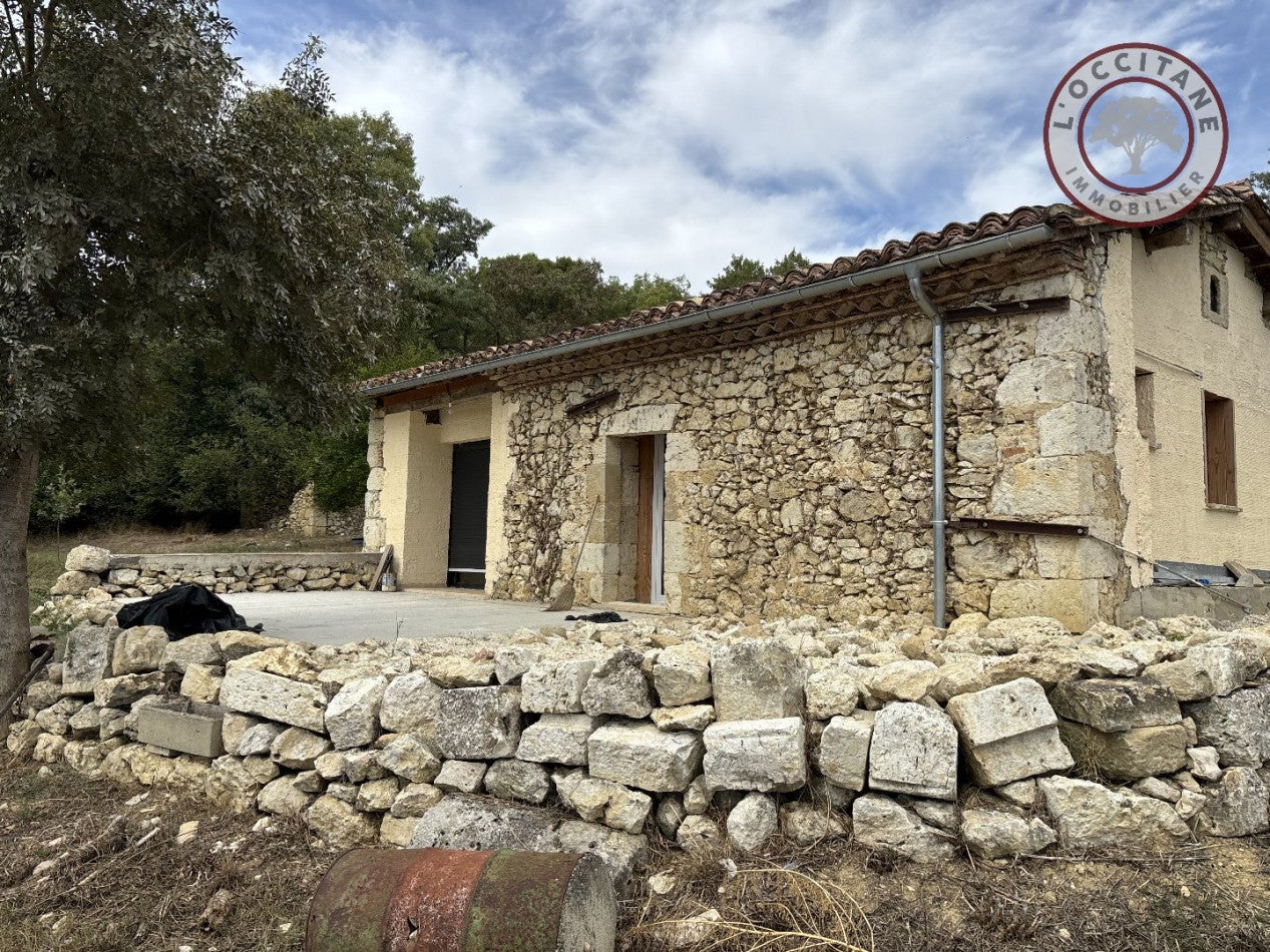 House Place du Ravelin in Sarrant