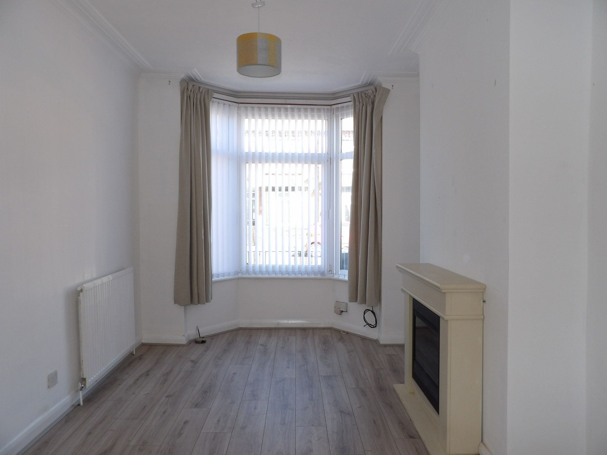 Flat Coronation Road in Doncaster