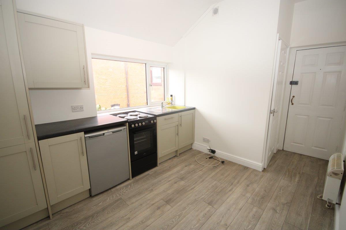 Flat Tarvin Road in Chester