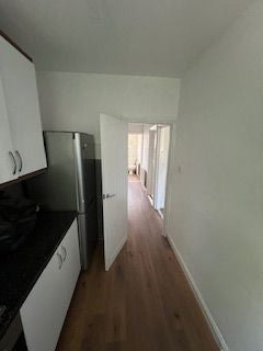 Flat Staines Road in Greater London