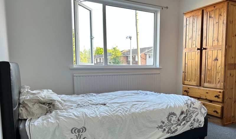 Room Aldebury Road in Maidenhead