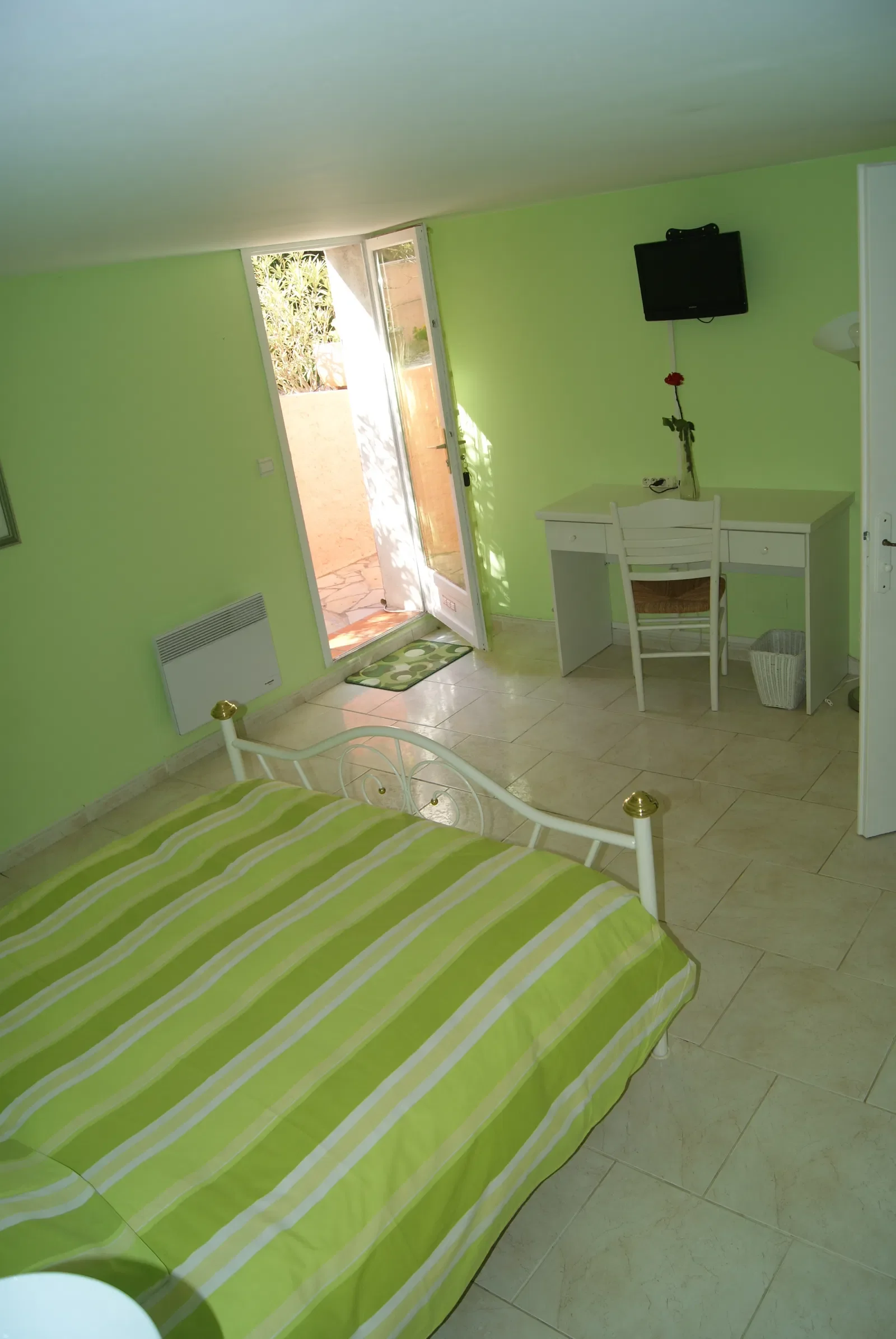 Room D N7 in Puget-sur-Argens