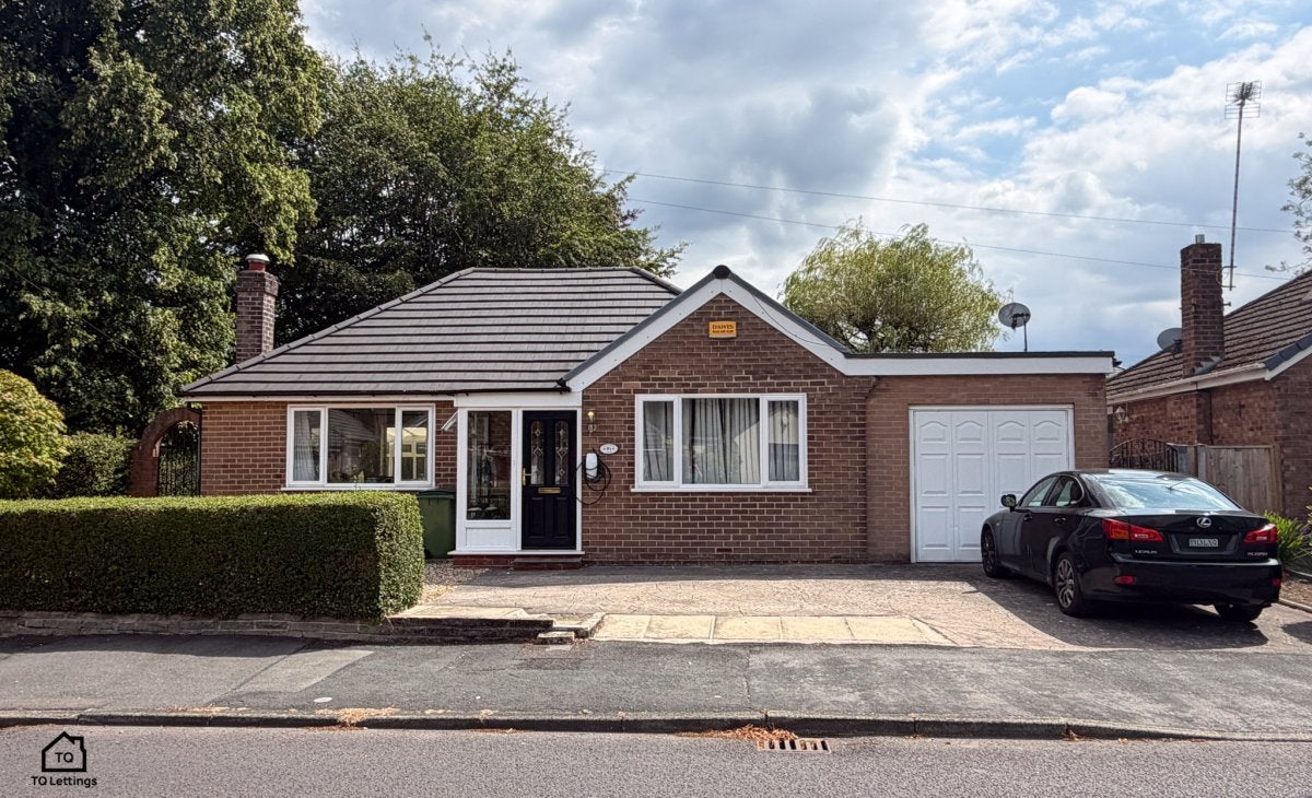 House Hazelwood Road in Hazel Grove
