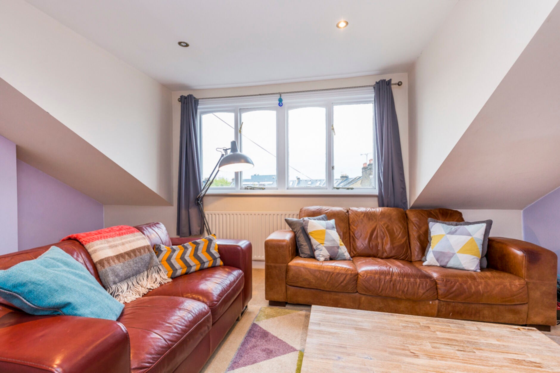House Bassein Park Road in Greater London