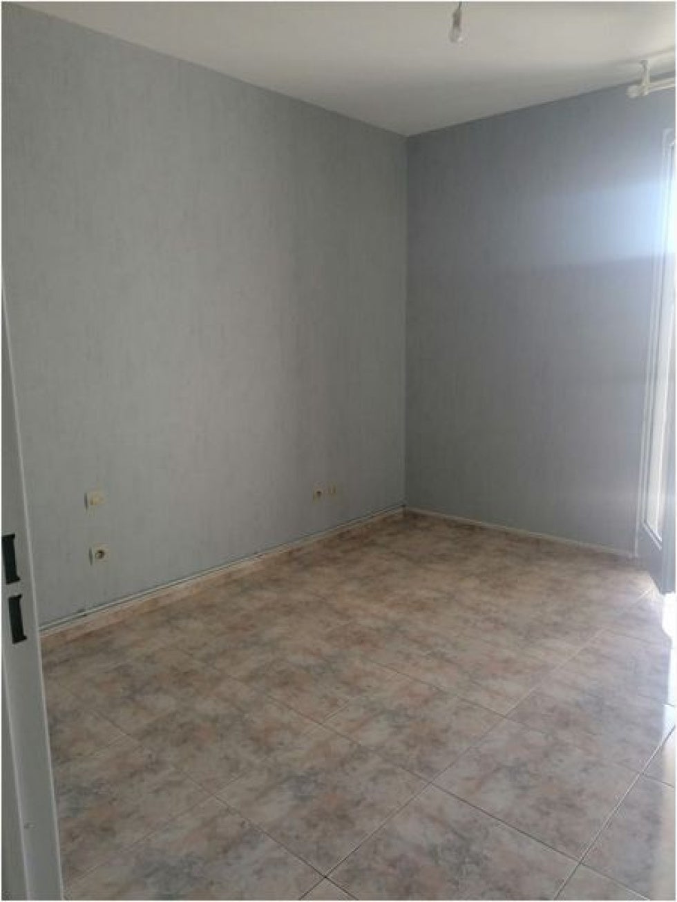 Flat Rue Hispano Suiza in Perpignan