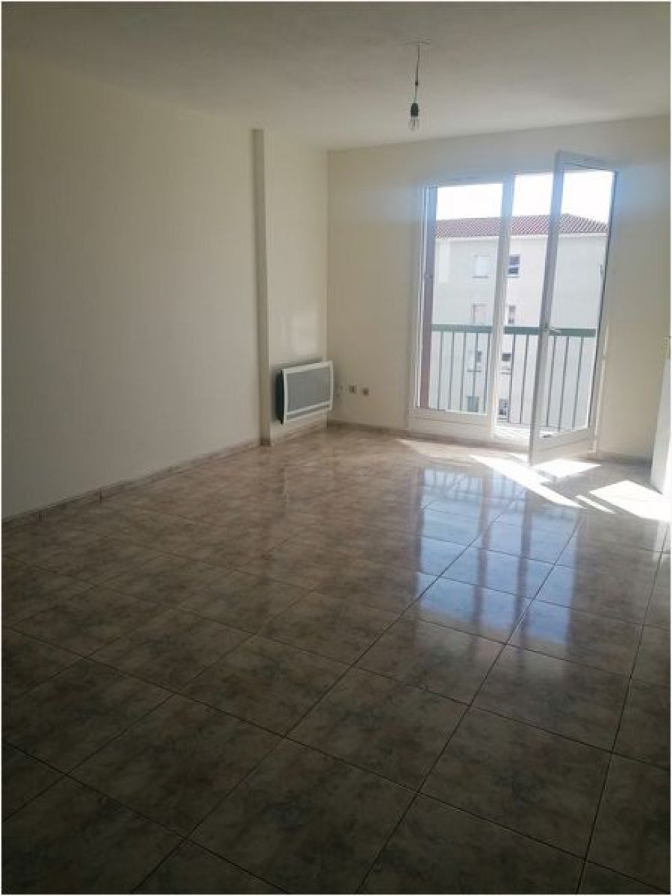 Flat Rue Hispano Suiza in Perpignan
