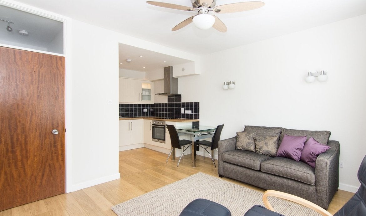 Flat John Islip Street in City of Westminster