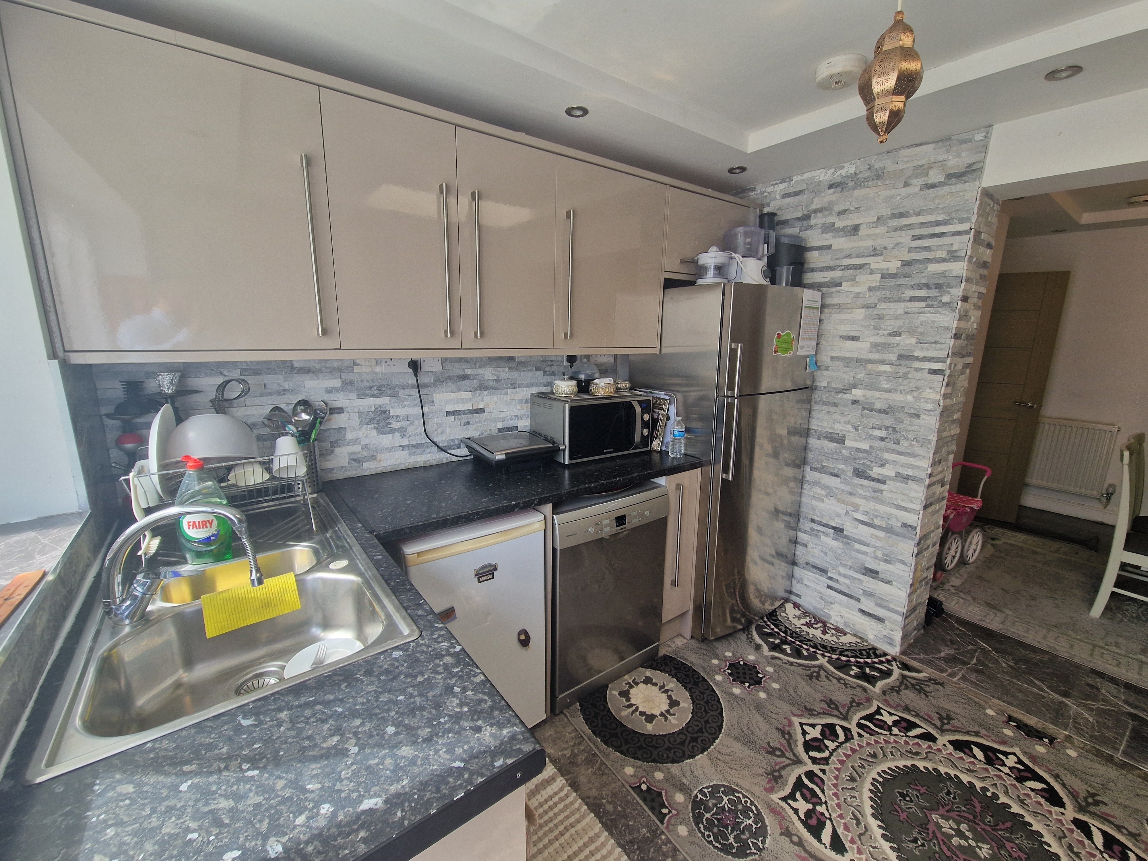 Flat Tavistock Avenue in St Albans