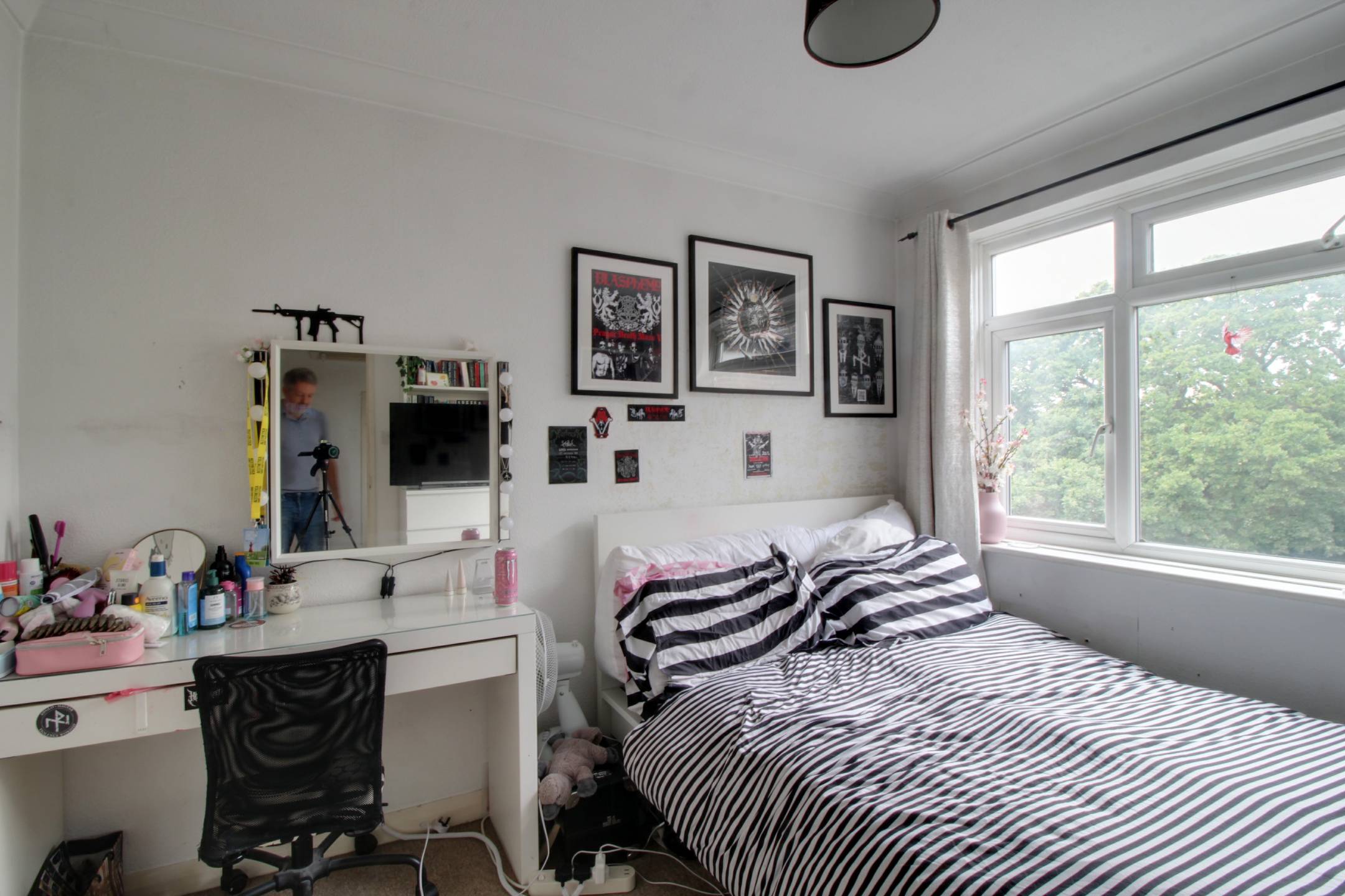 Flat Waldronhyrst in Greater London