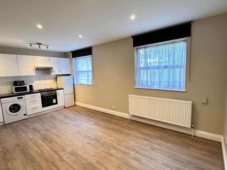 Flat A5 in Greater London
