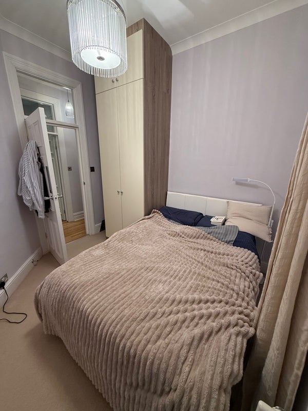 Room Elgin Avenue in City of Westminster