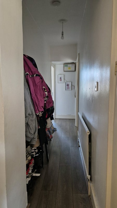 Room Elmington Road in Greater London