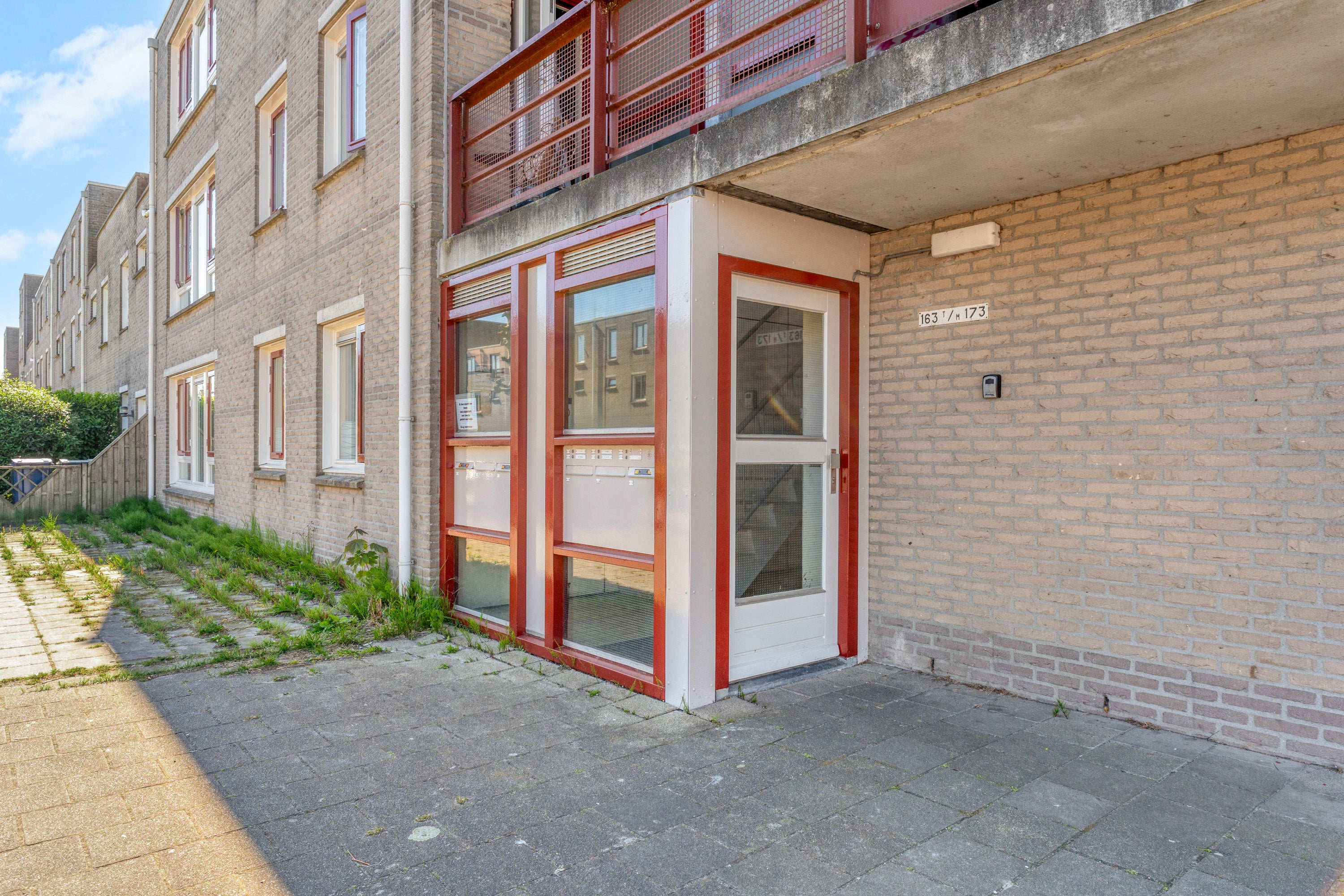 Appartement te koop: Basilicumweg 165, Almere