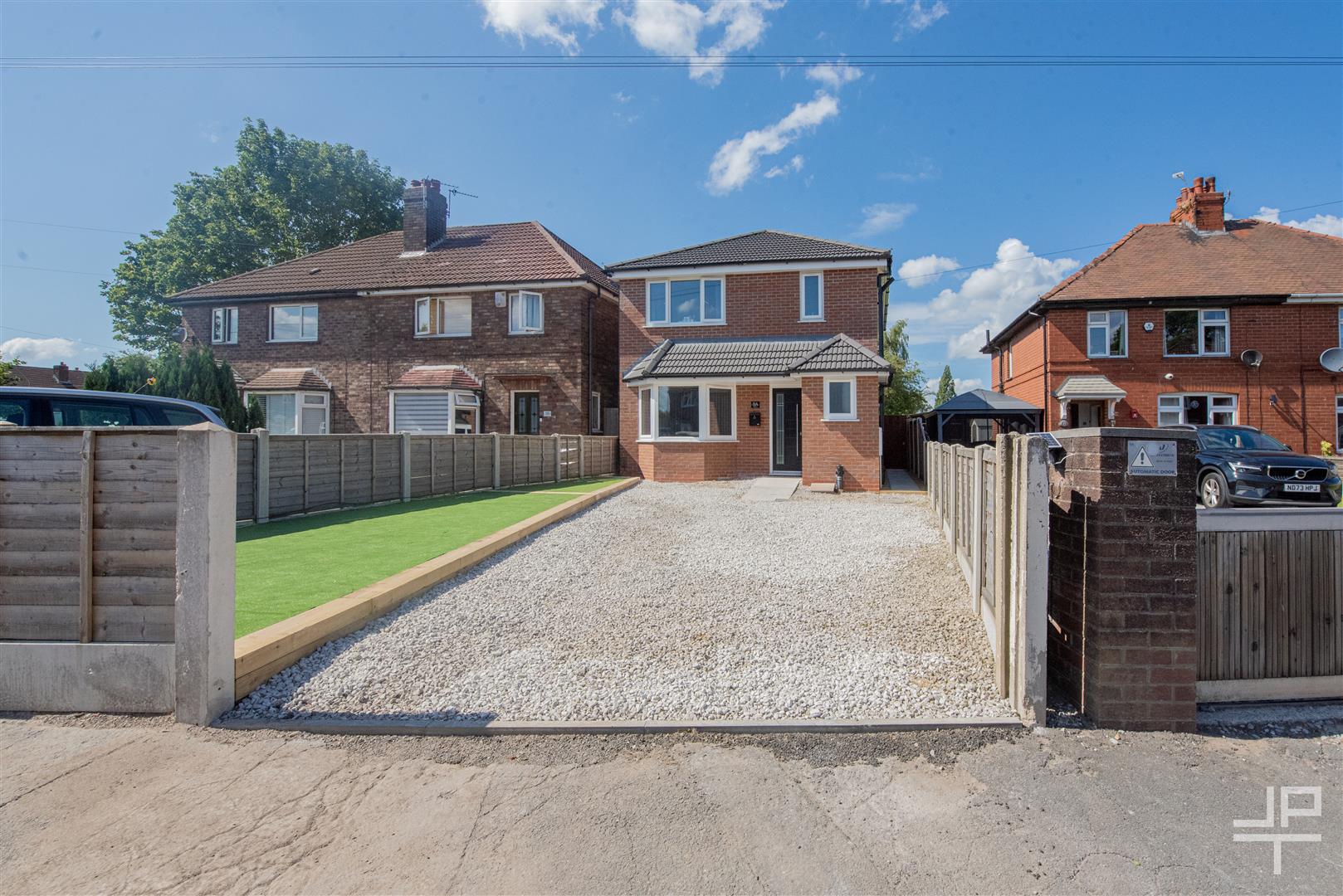House Maple Avenue in Warrington
