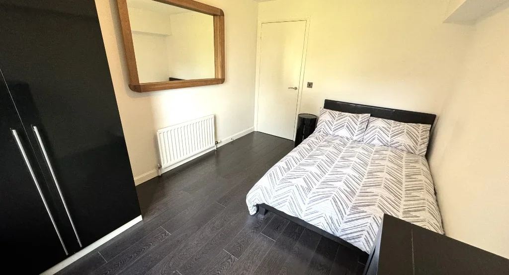 Flat Cairnfield Circle in Aberdeen City