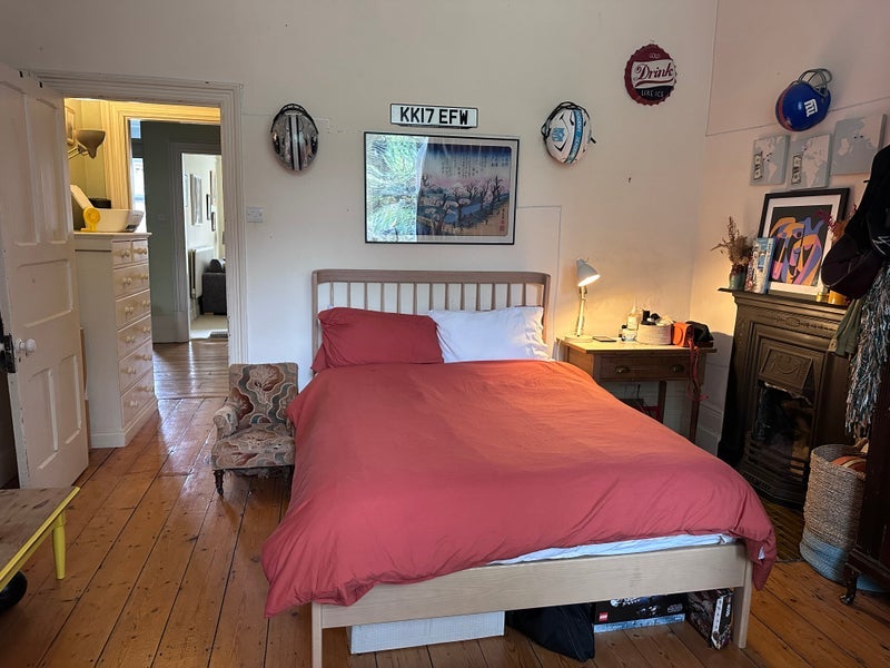 Room Clarendon Road in Bristol