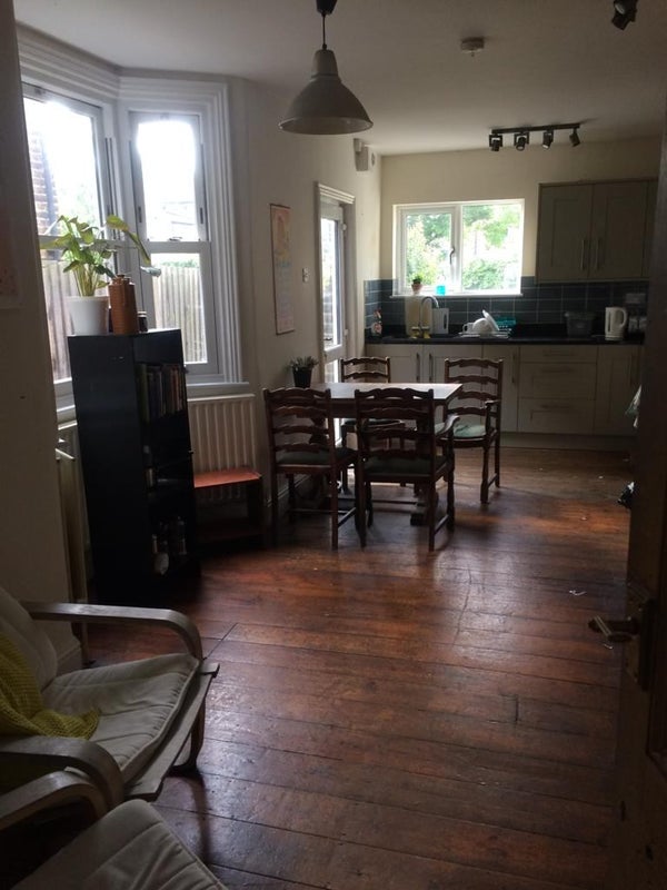 Room Etta Street in Greater London
