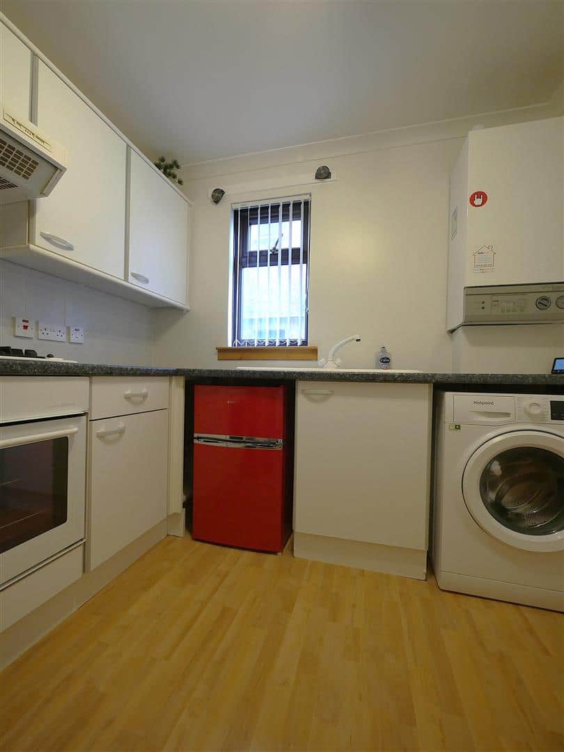 Flat Moorpark Road West in Stevenston