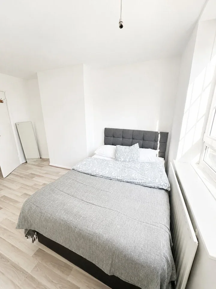 Room Boyd Street in Greater London