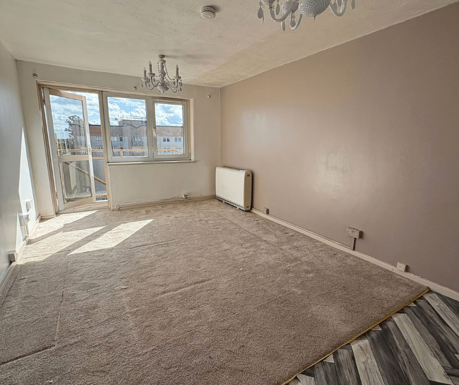 Flat Sawyers Close in Windsor