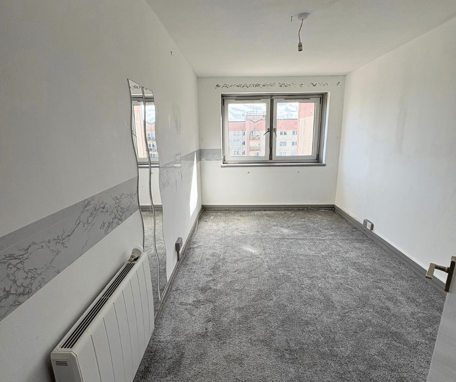 Flat Sawyers Close in Windsor