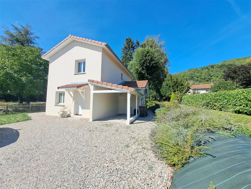 Maison Route de Lyon à Apprieu