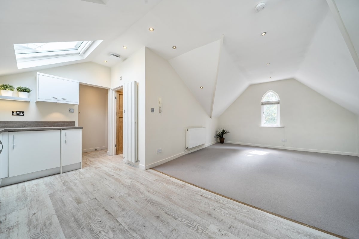 Flat Kenilworth Road in Royal Leamington Spa