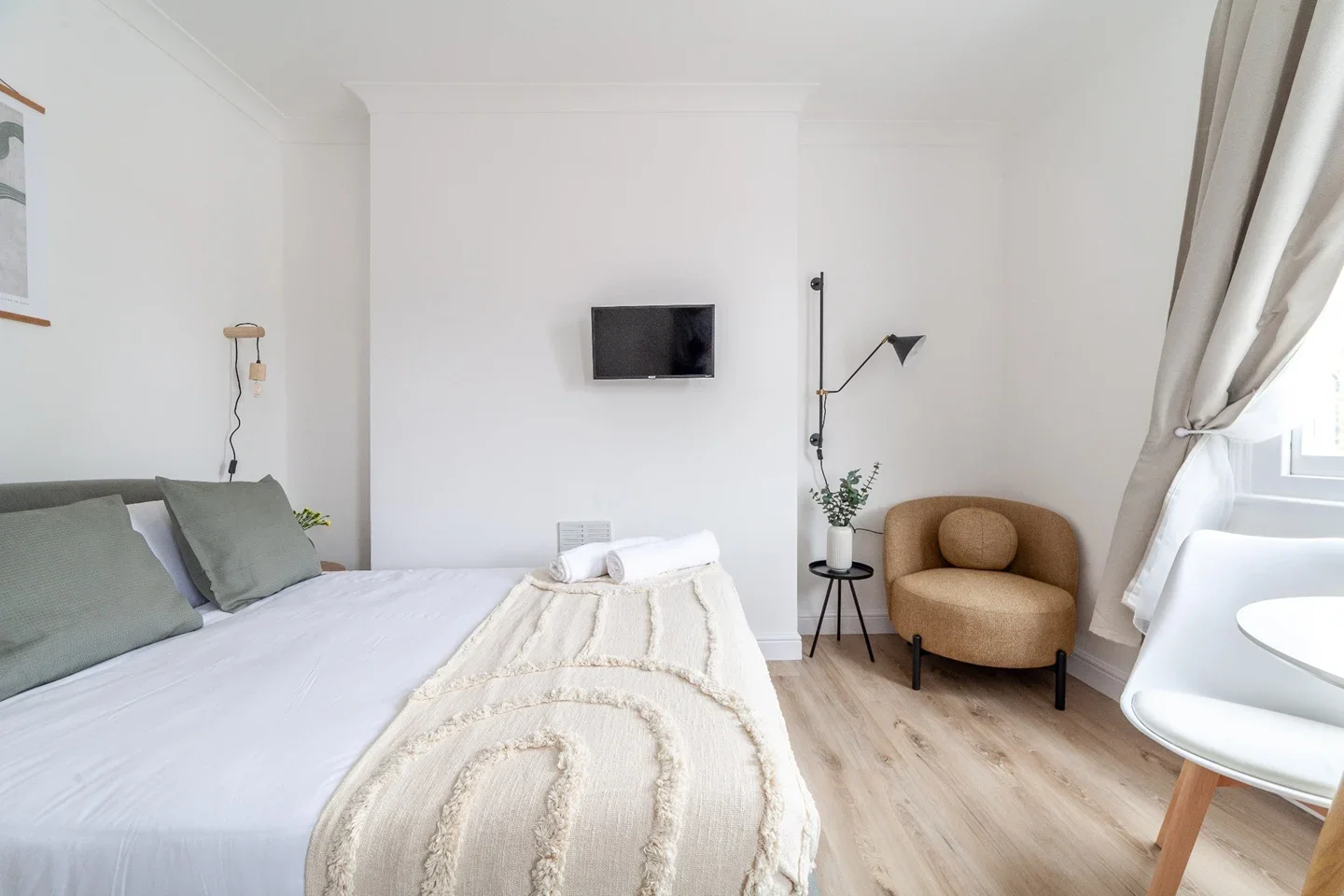 Flat Finsbury Park Road in Greater London