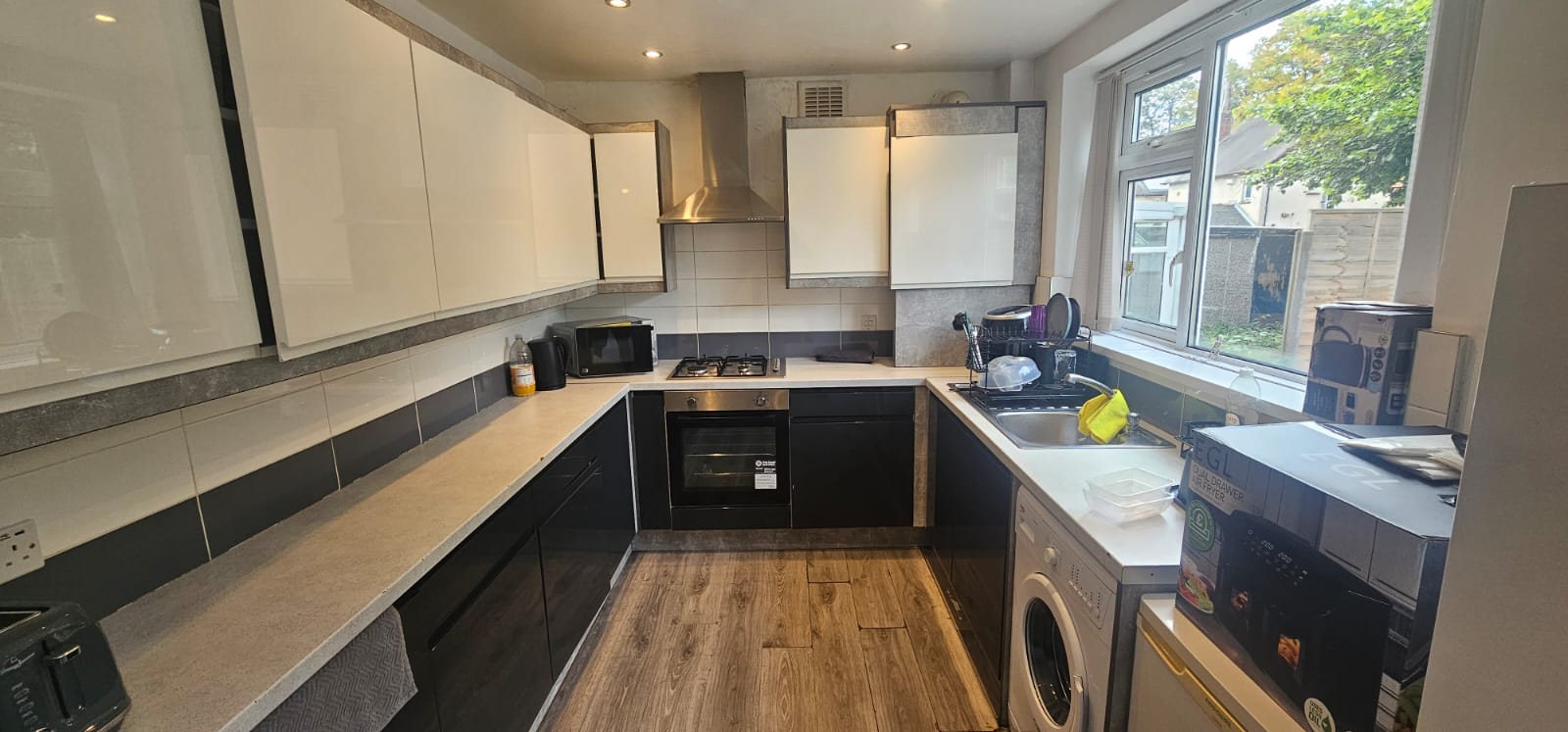 House Estcourt Terrace in Leeds