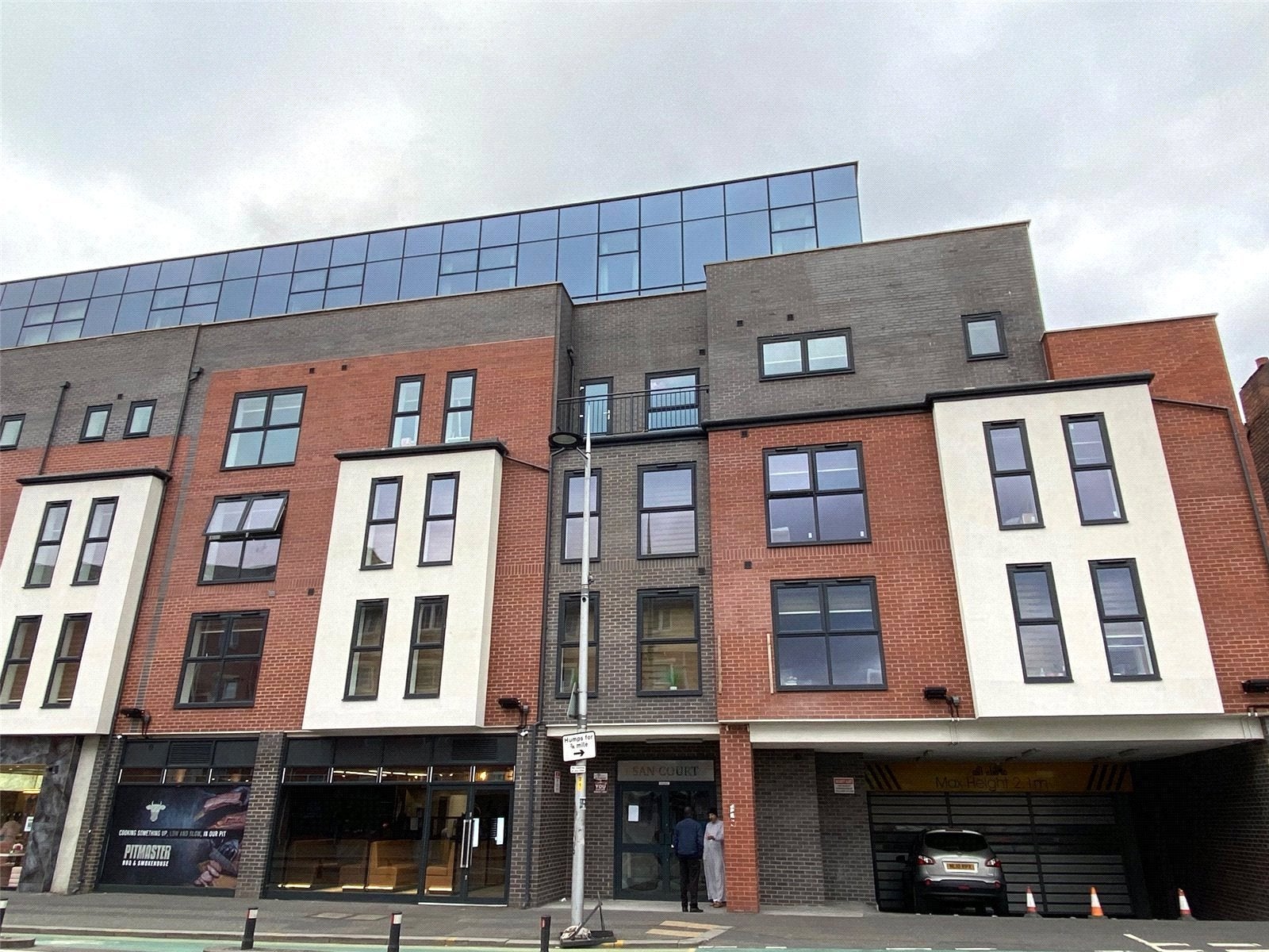 Flat Wilmslow Road in Manchester