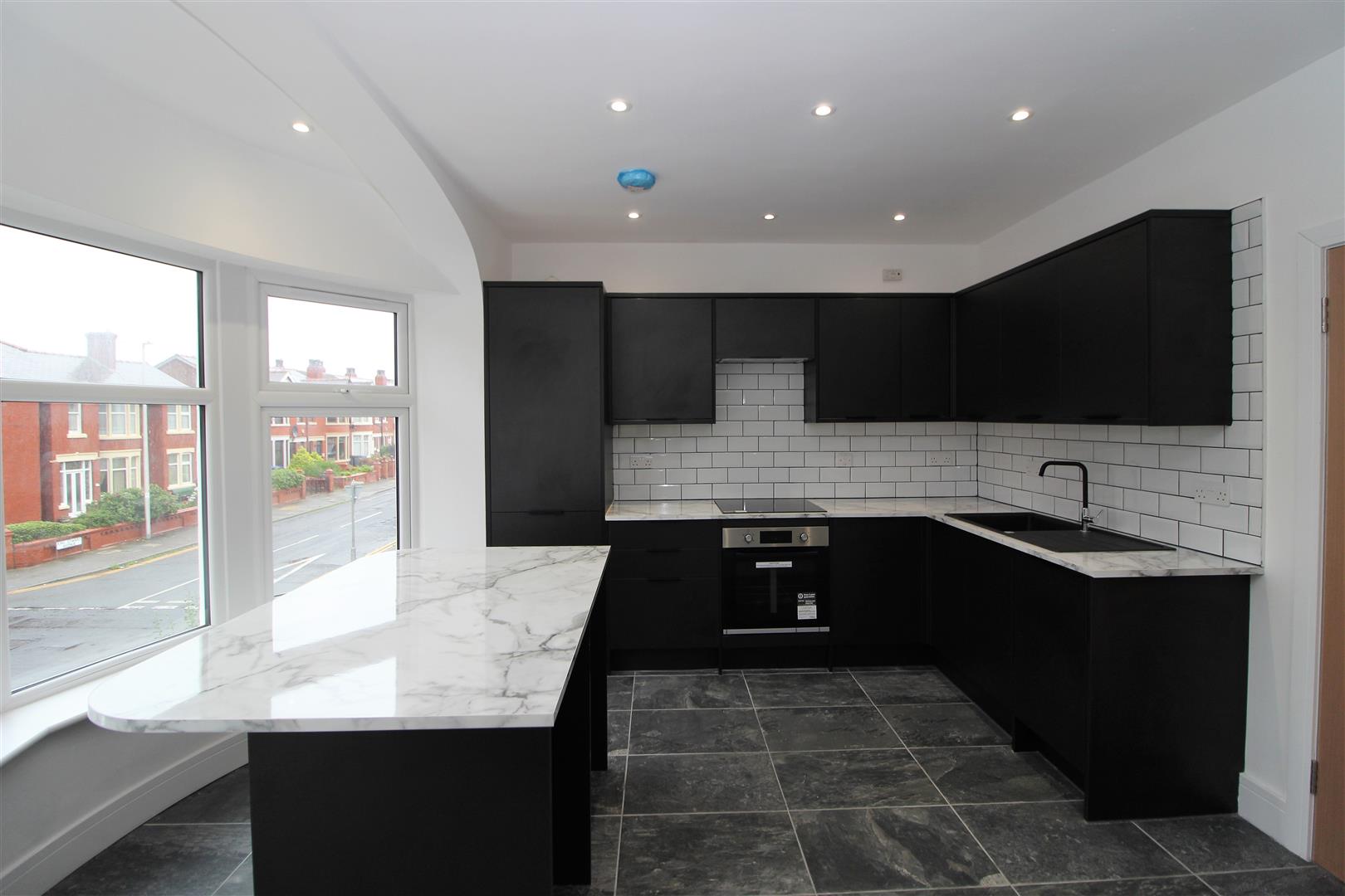 Flat King Edward Avenue in Blackpool