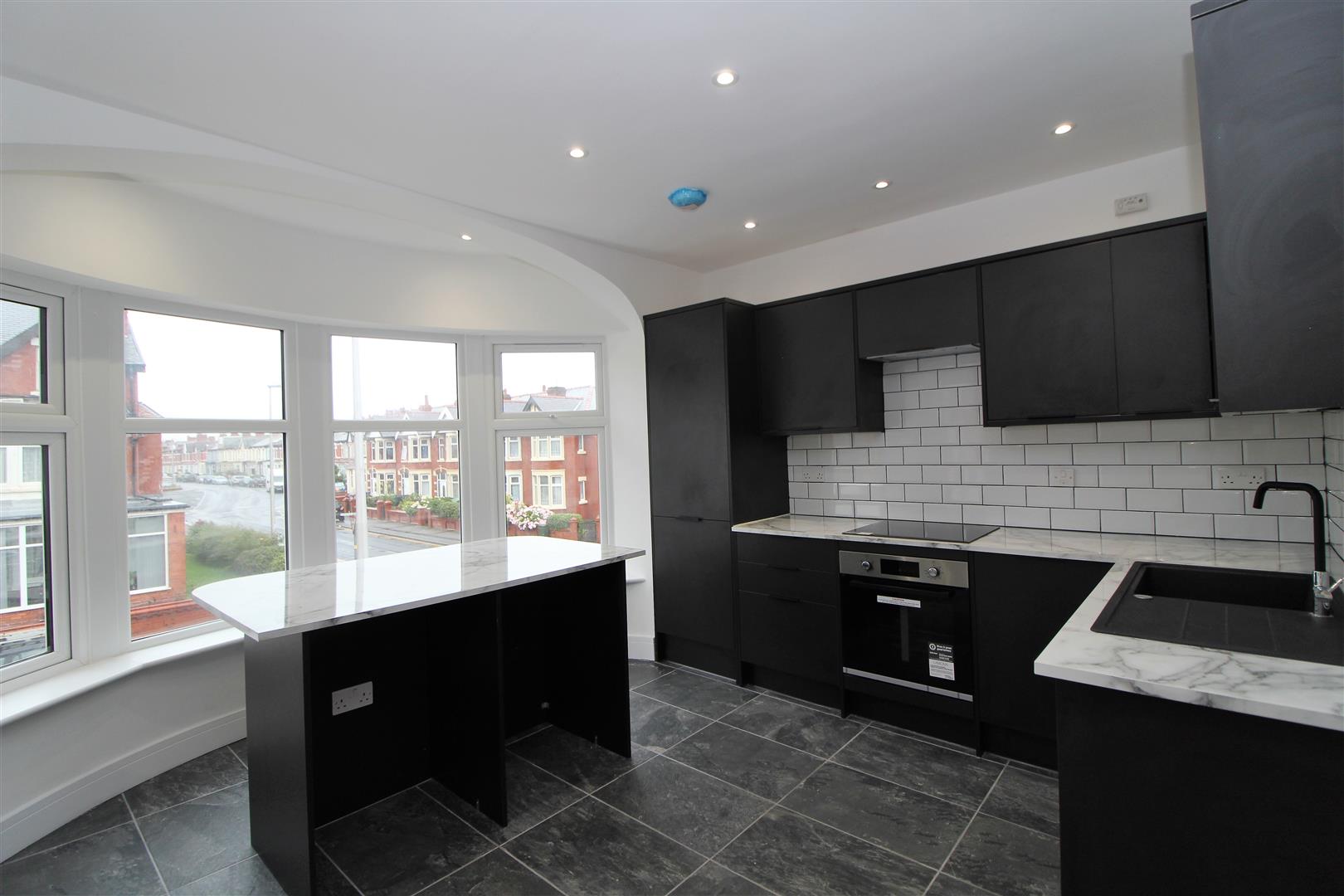 Flat King Edward Avenue in Blackpool