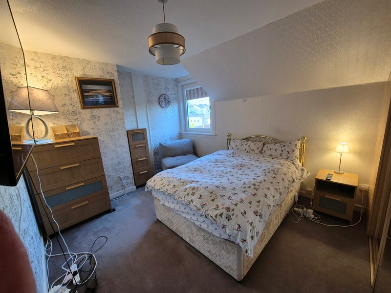 Room Croftfoot Drive in Fauldhouse
