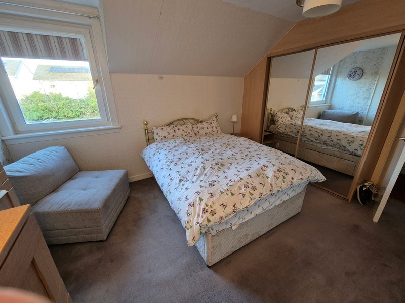 Room Croftfoot Drive in Fauldhouse