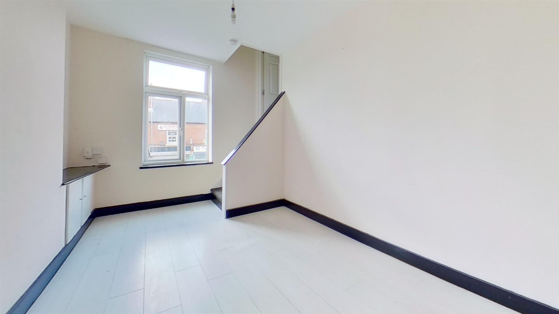 Flat Wednesbury Road in Darlaston