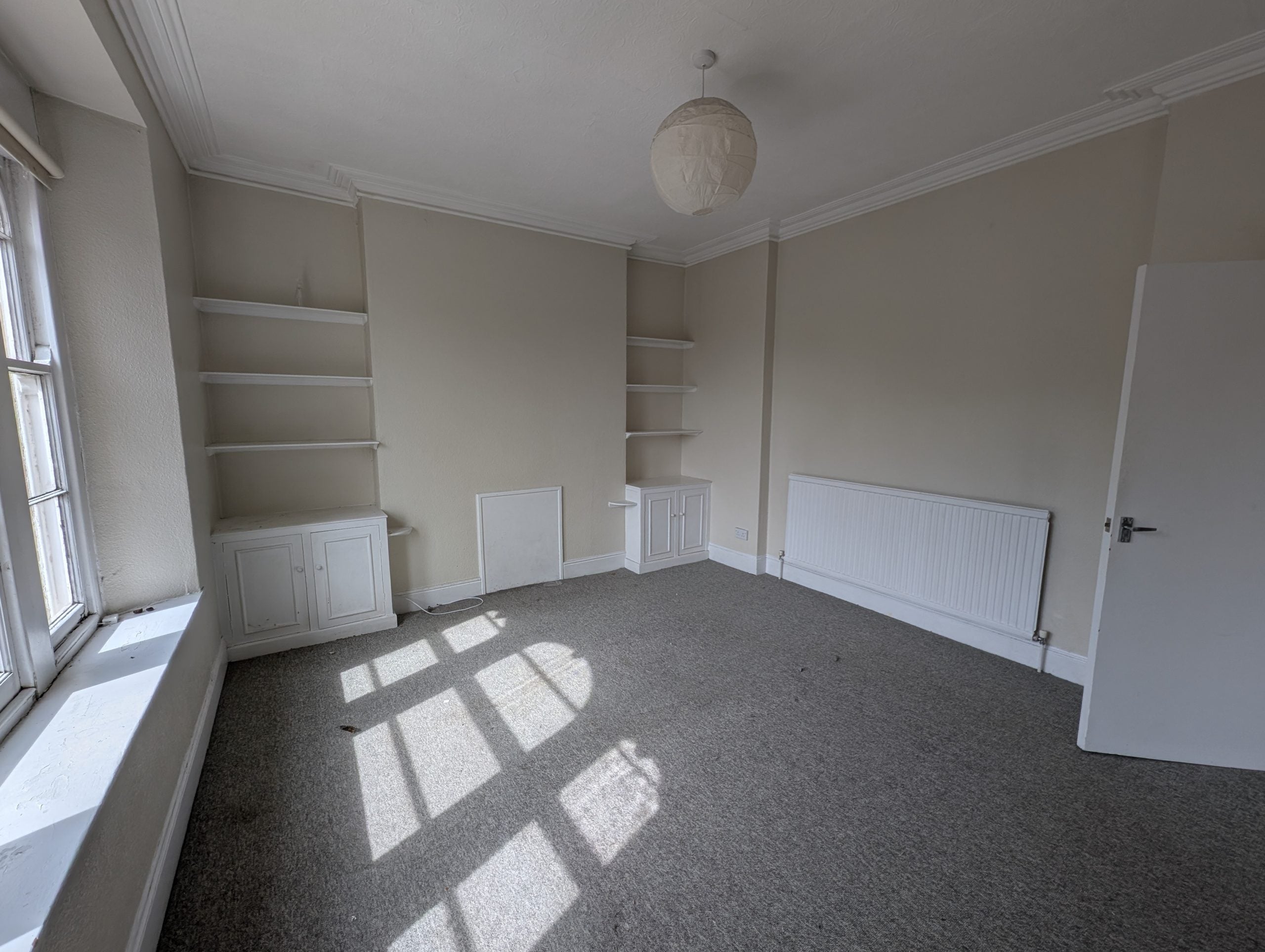 Room Elmgrove Road in Bristol