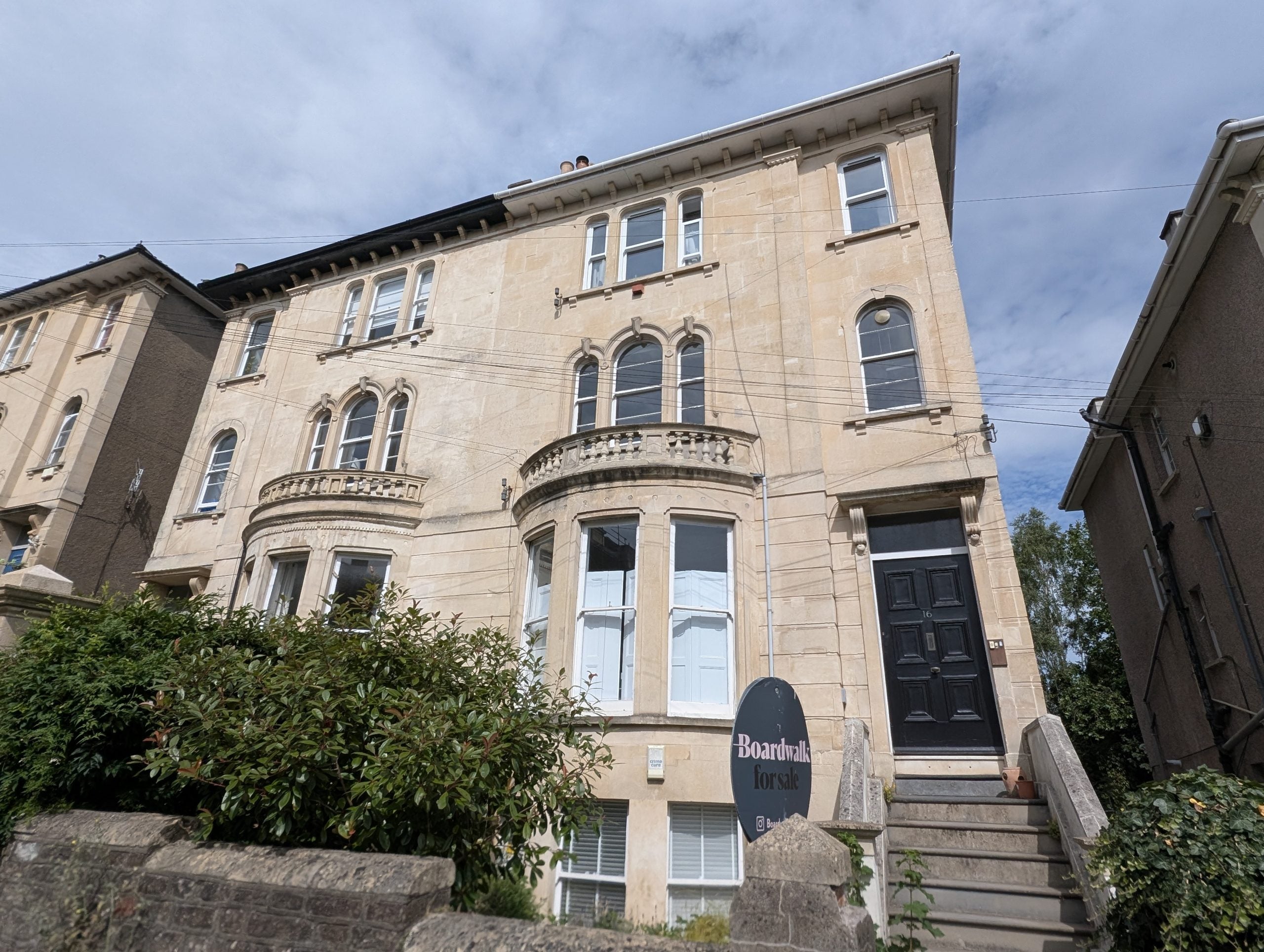 Room Elmgrove Road in Bristol
